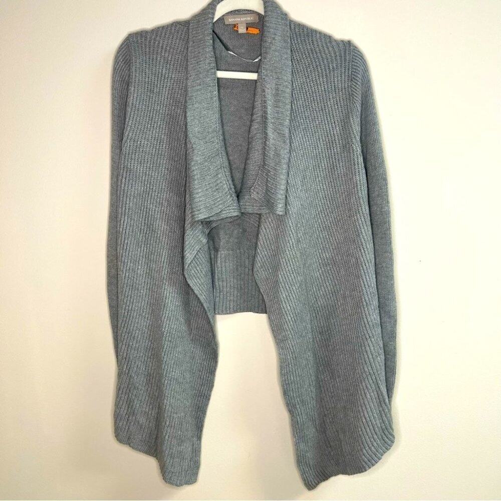 Banana Republic Merino Wool Cardigan Size Medium